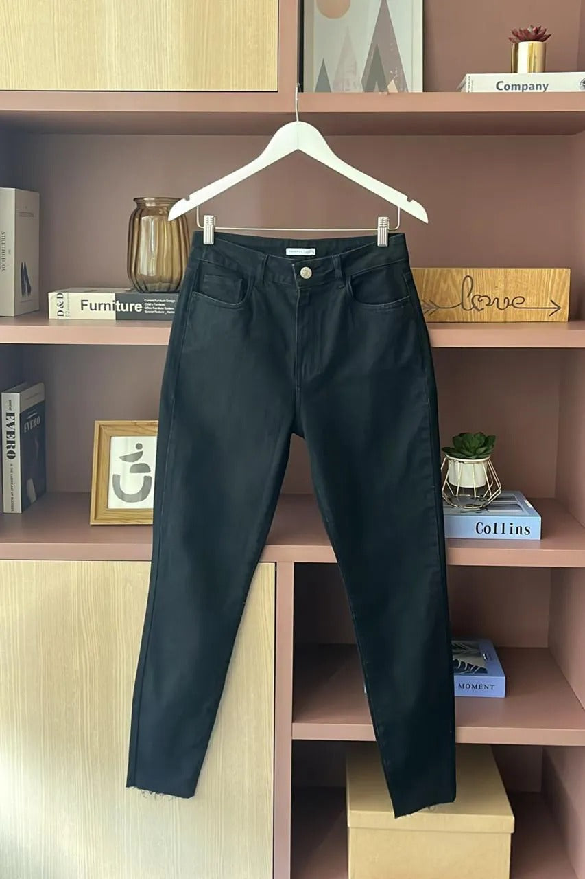 Calça Natalia Esmeral Skinny Black