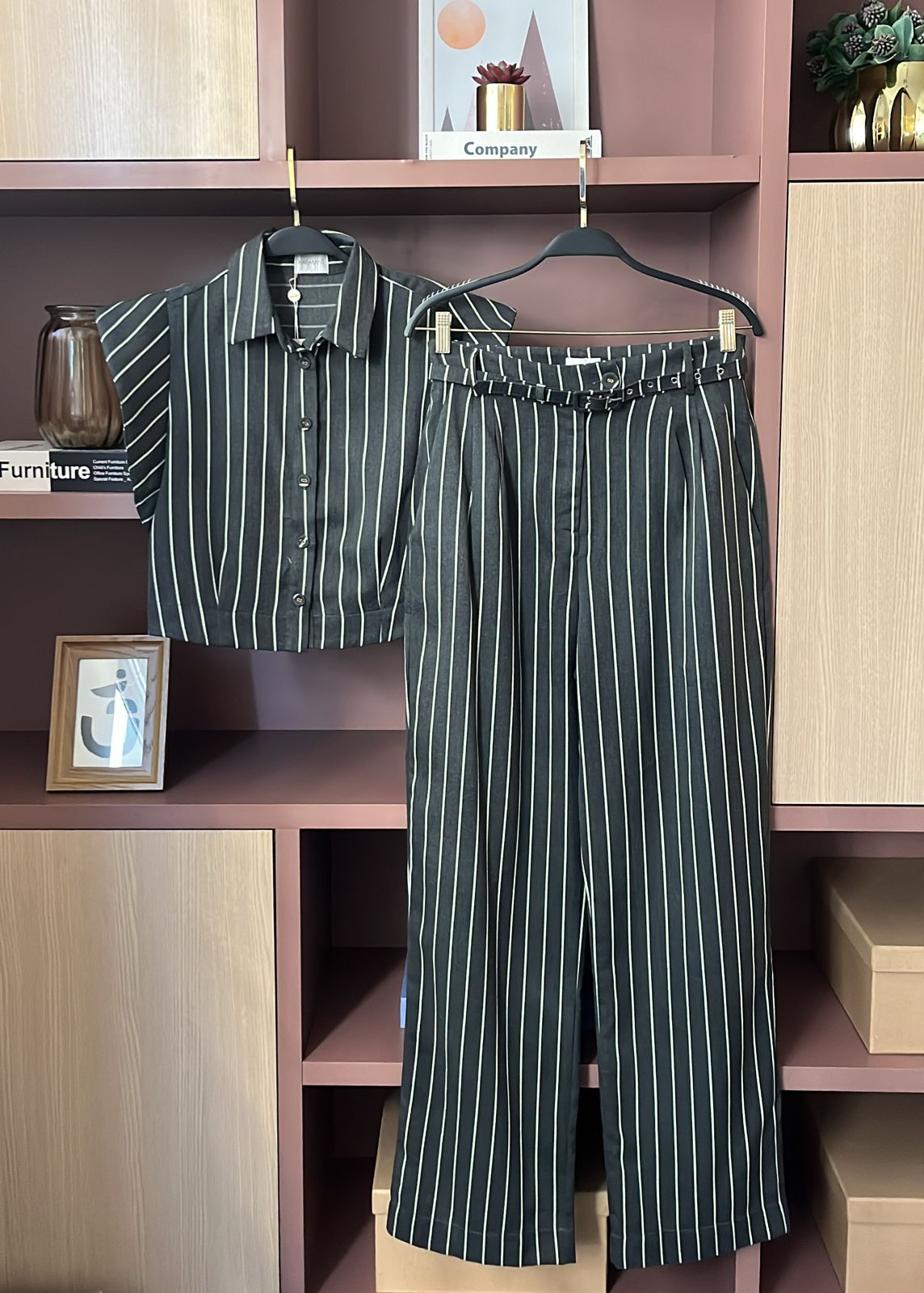 Conjunto Angela Alfaiataria