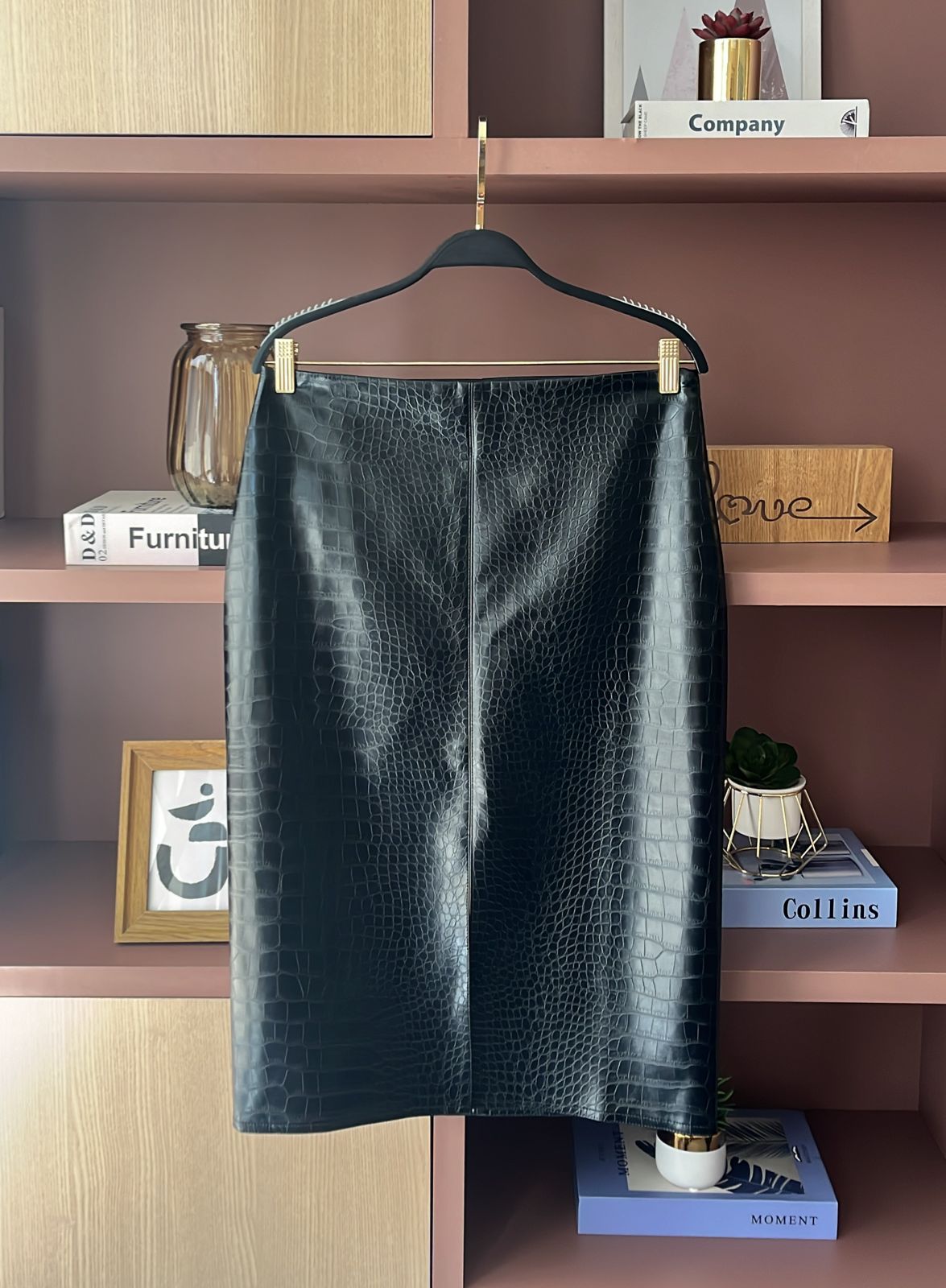 Saia Andrea Lápis Couro Croco Eco